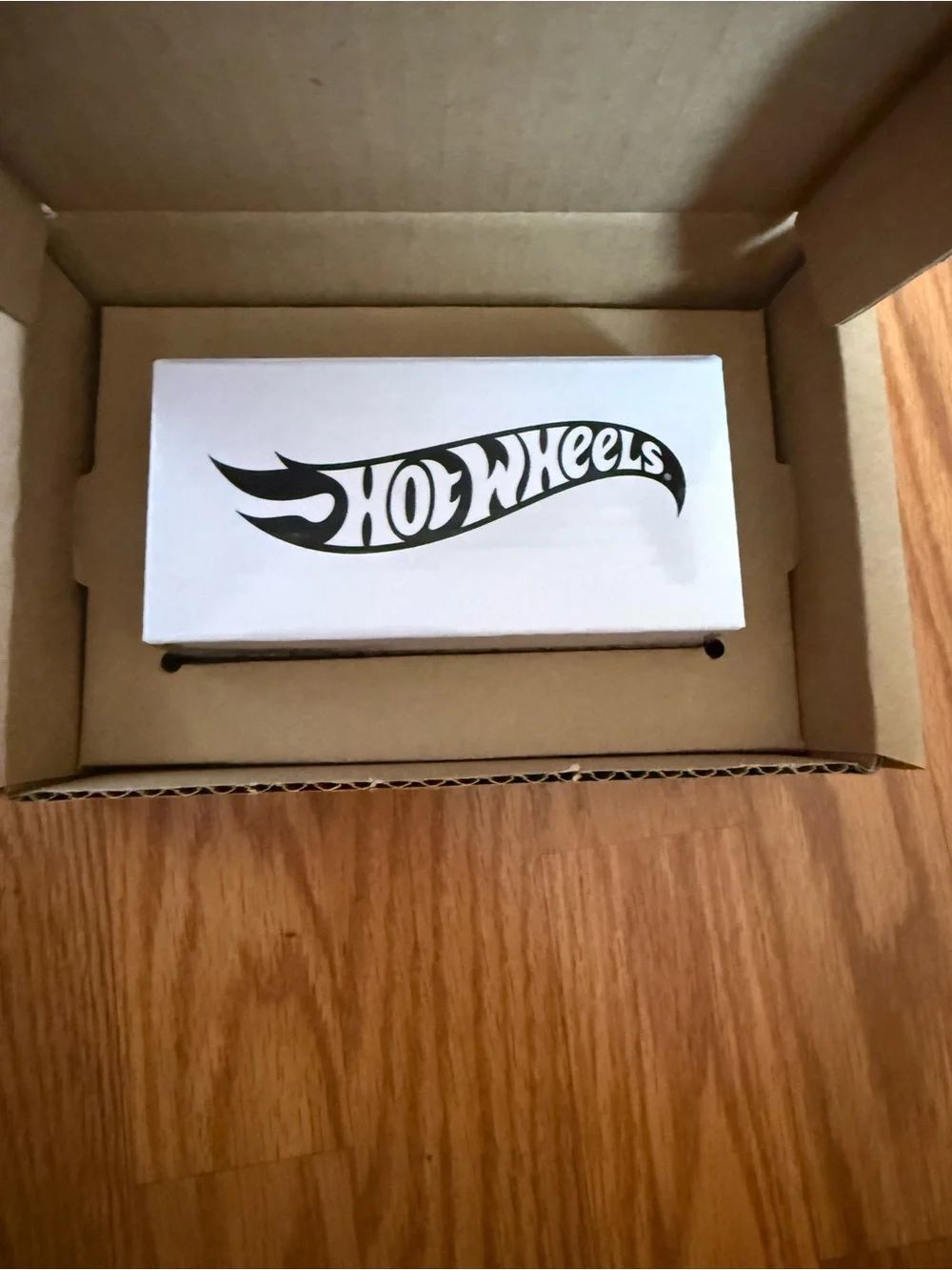 Hot Wheels White Collector Car Box - Kids Toys Cars & Vehicles